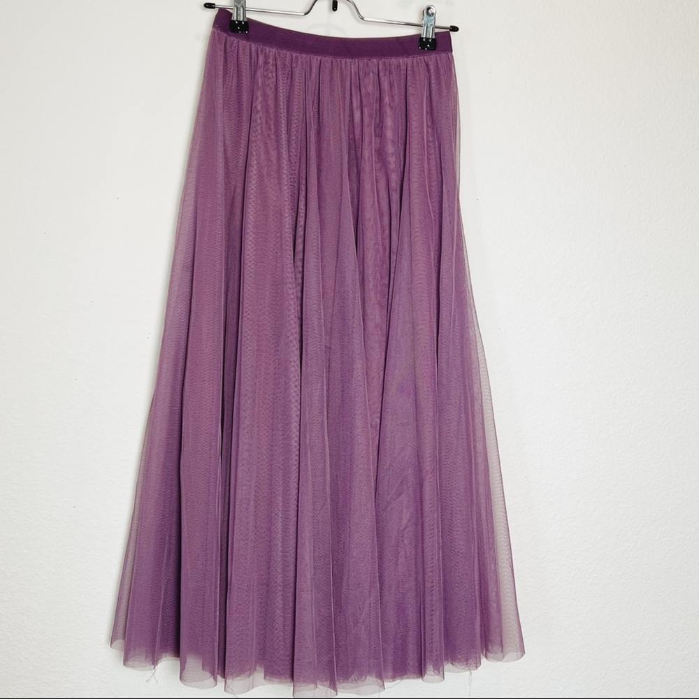 Chicwish Mesh fabric finished- Elastic waist- Lined- 100% Polyester
